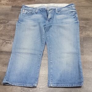 Women's Light Blue Capri Jeans